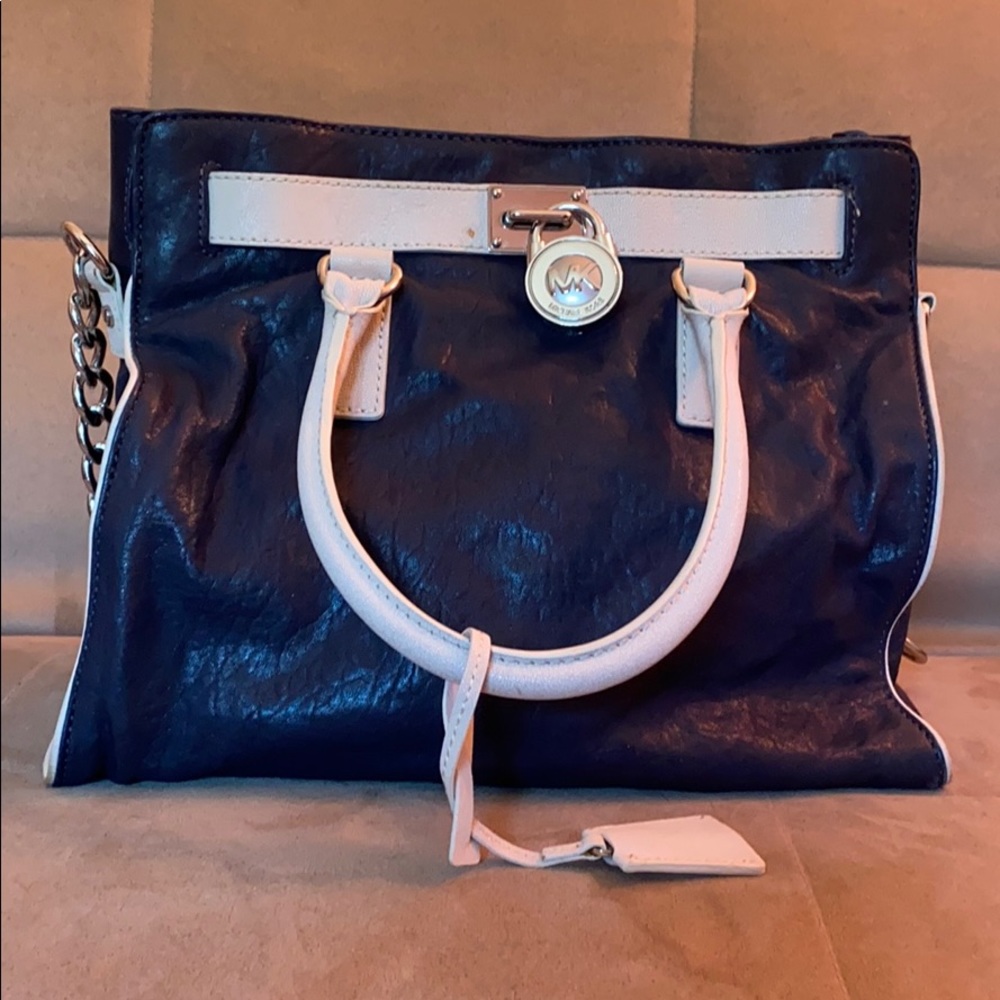 Michael Kors Navy & white Hamilton bag